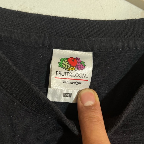 Fruit of the Loom Graphic T-Shirt Medium - Picture 3 of 3